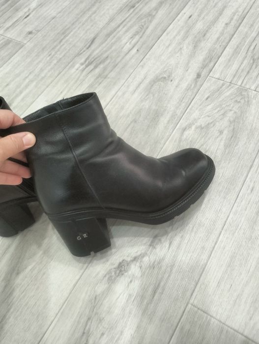 Ботинка зима кожа