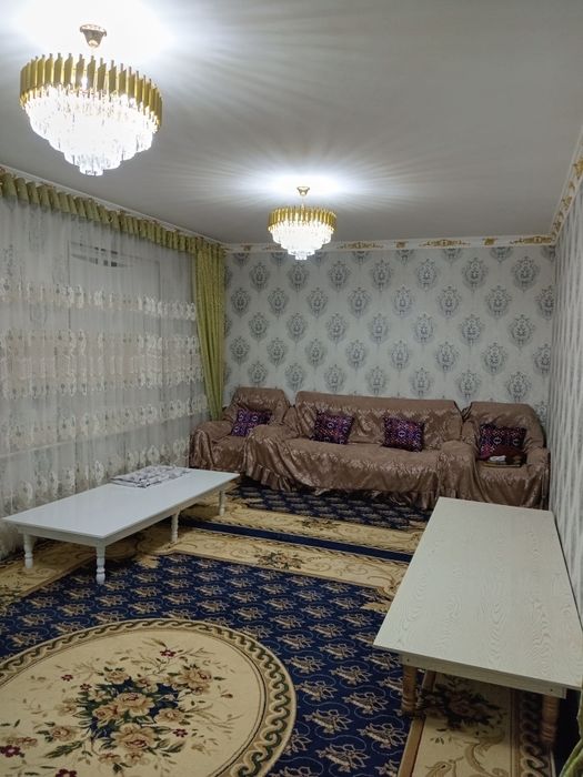 Ховли сотилади кировда  8хона 9 соток хамма шароити бор 85000 ками бор