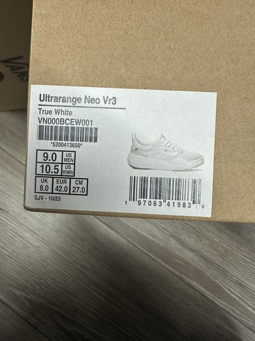 Новые кроссовки vans