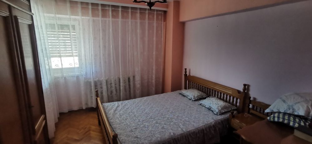 Apartament 3 camere centru
