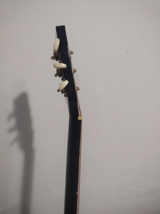 Продам гитару гитару