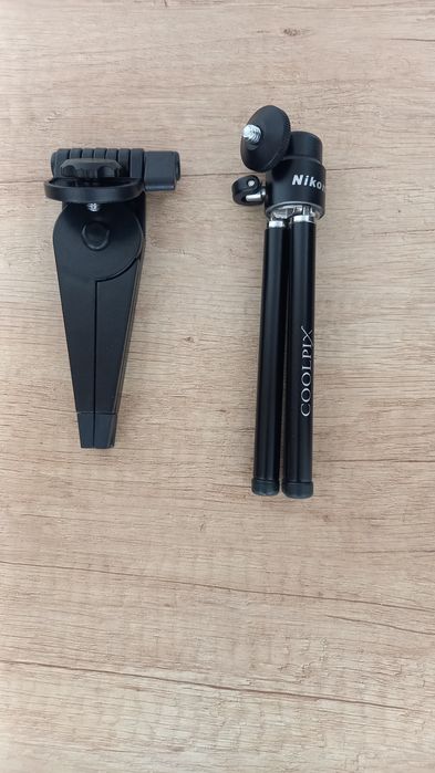 2 bucati minitrepied