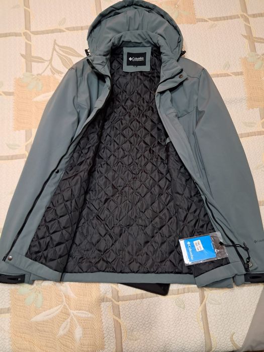 Продам куртку Columbia
