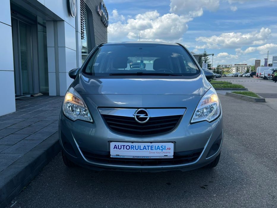 Opel Meriva Clima pe 2 zone, Pilot automat, Computer bord, Volan piele