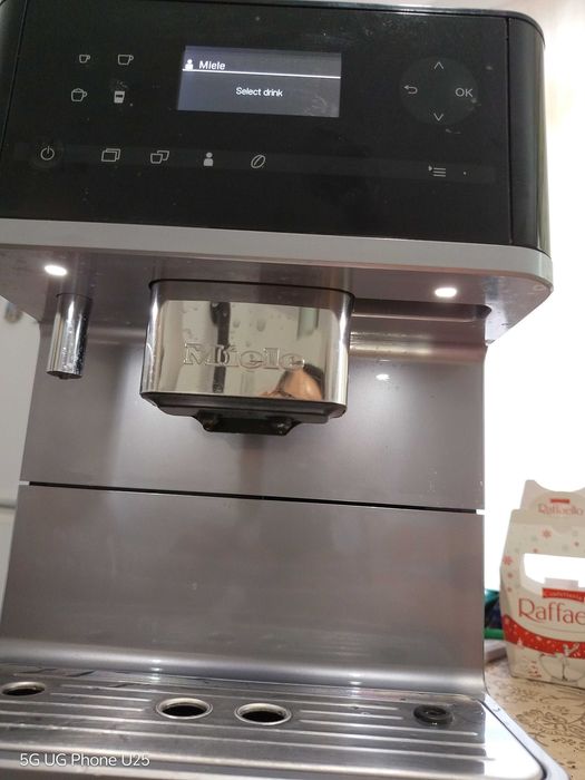 Автоматична кафемашина Miele. Кафе машина Miele.