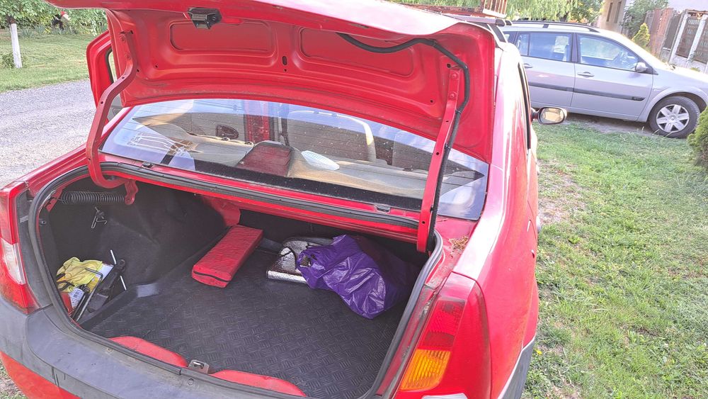 VANDUT !Vand dacia logan an 2008