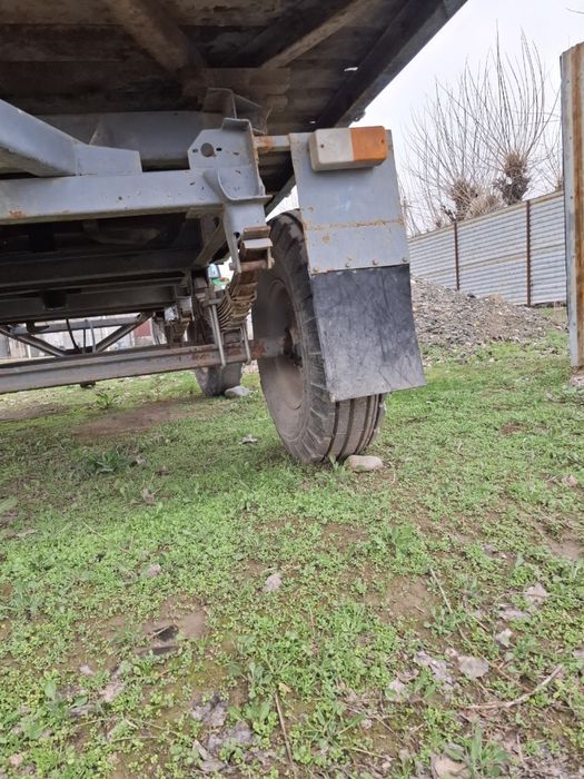 Telichka traktorga sotiladi