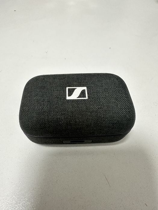 Sennheiser momentum 3 caseta