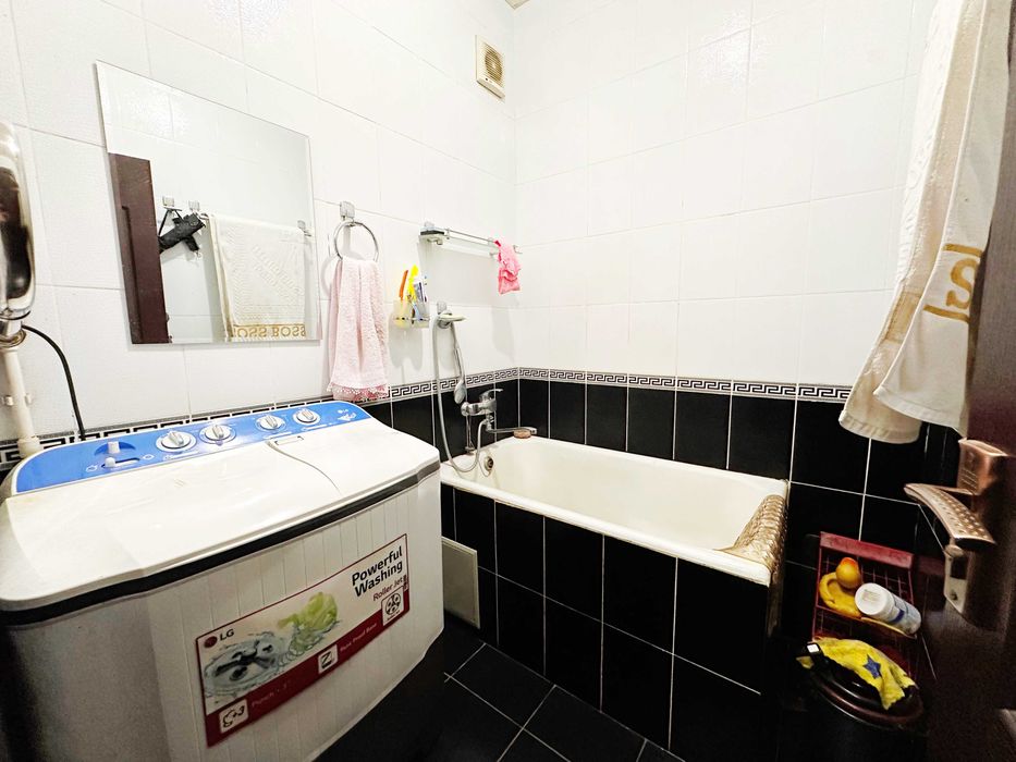 Продается 2 комнатная квартира вдоль дороги на Кадышева