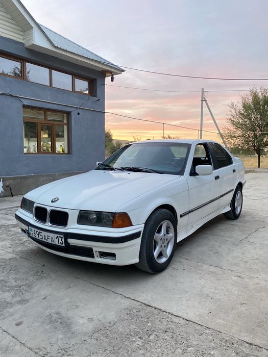 Продается машина Bmw 318