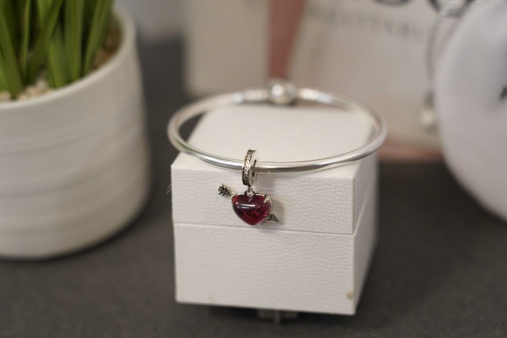 Талисман Пандора - Любов от пръв поглед