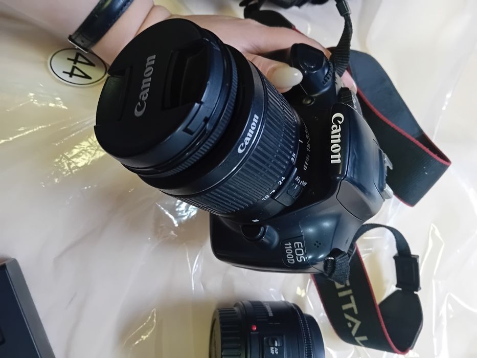 Фотоаппарат Canon110D