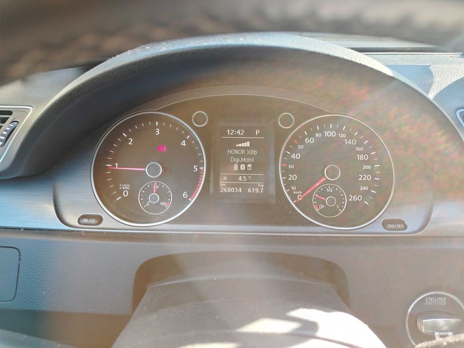 vand autoturism volkswagen passat