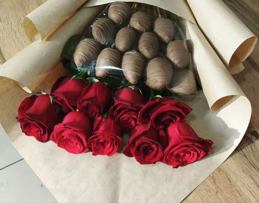 Клубника в шоколаде Астана