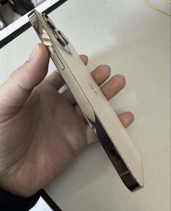 Vand iPhone 14 Pro Max impecabil