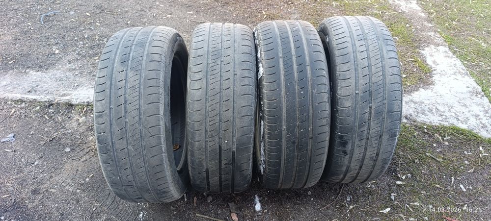 Продам комплект 4 балона