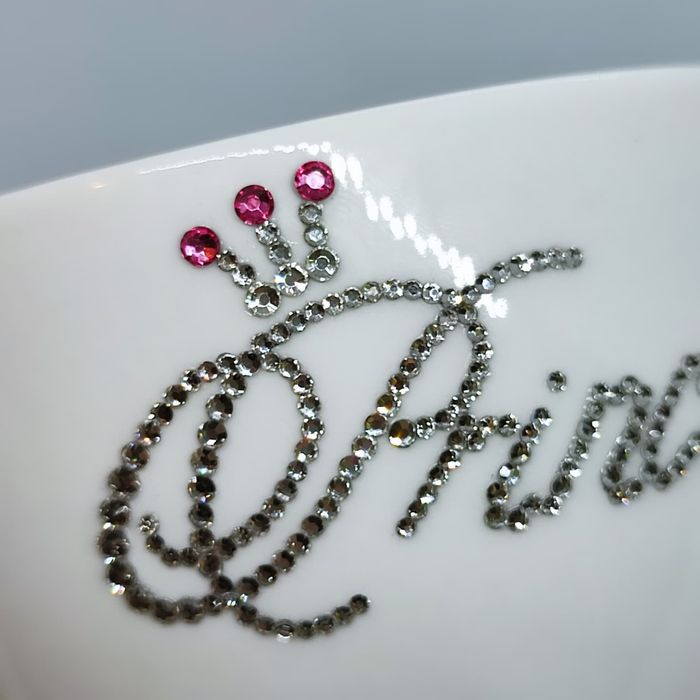 Подарки для девушек из страз