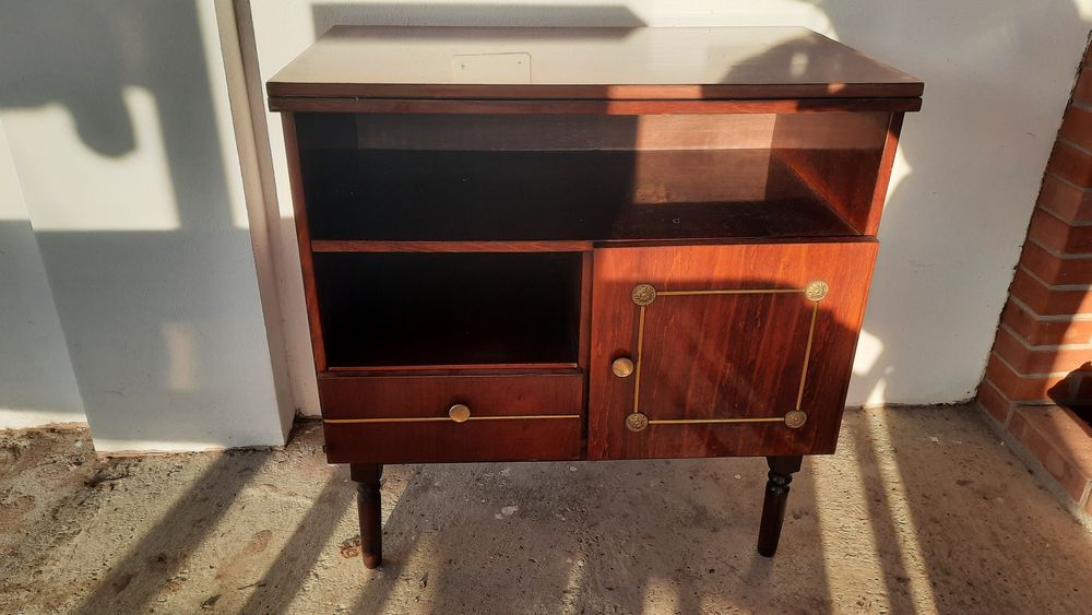 Comanda TV din ani 90 în stare bună