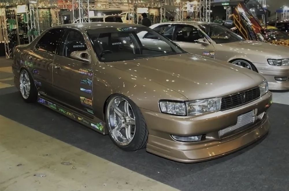 Бампер и обвес на тойота Mark2 Cresta Chaser Camry