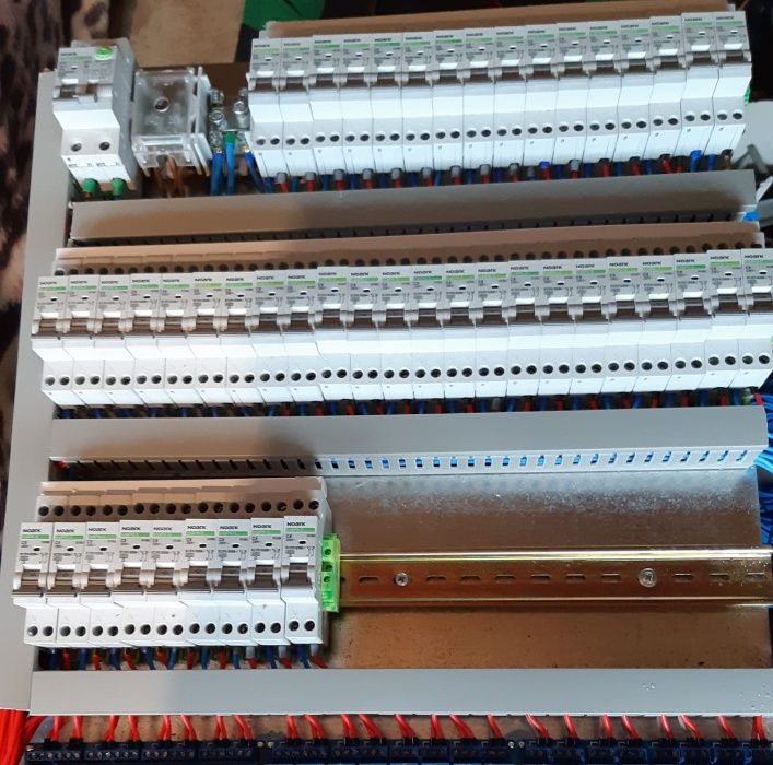 Electrician intervenții rapide, reparații și instalații electrice