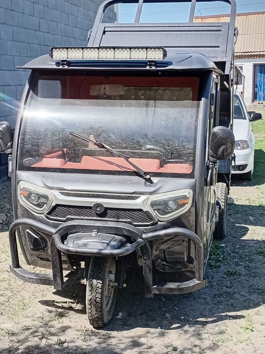 Продам Трицикл электрический