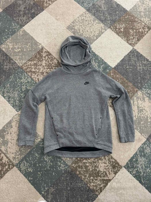 Дамски суитчър Nike