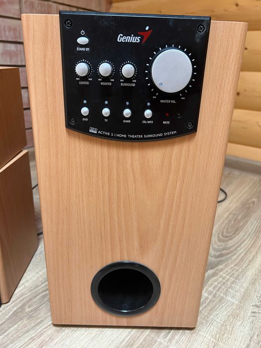 Компьютерные колонки Genius SW-HF 5.1 6000