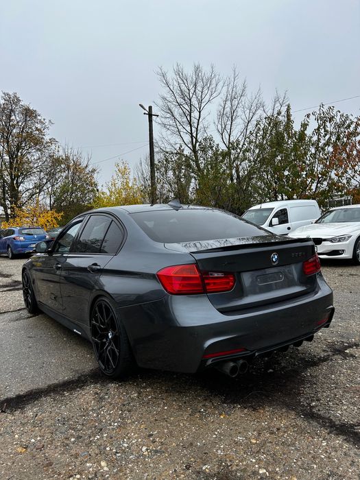 Dezmembrez BMW F30 335d 313cp xDrive Pachet M Pack OEM B39 - Seria 3