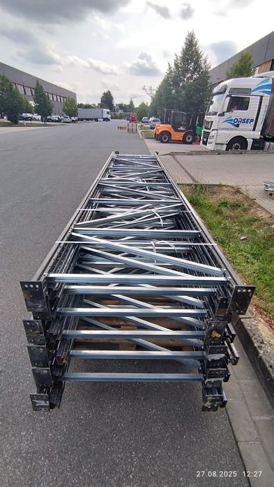 Rafturi metalice pentru paleți industriale