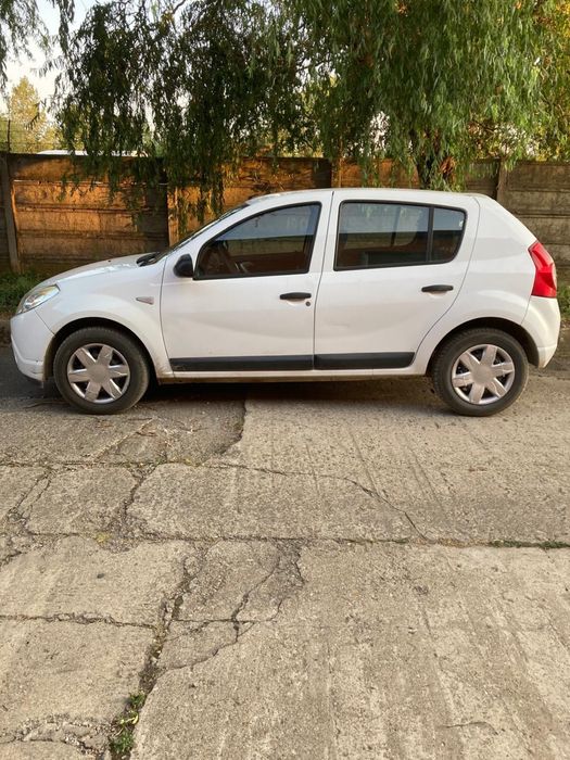Vand Dacia Sandero 2009