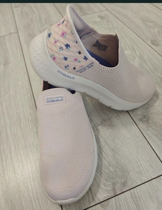 Skechers de dame glide step slip ins marimea 39 (26 cm)