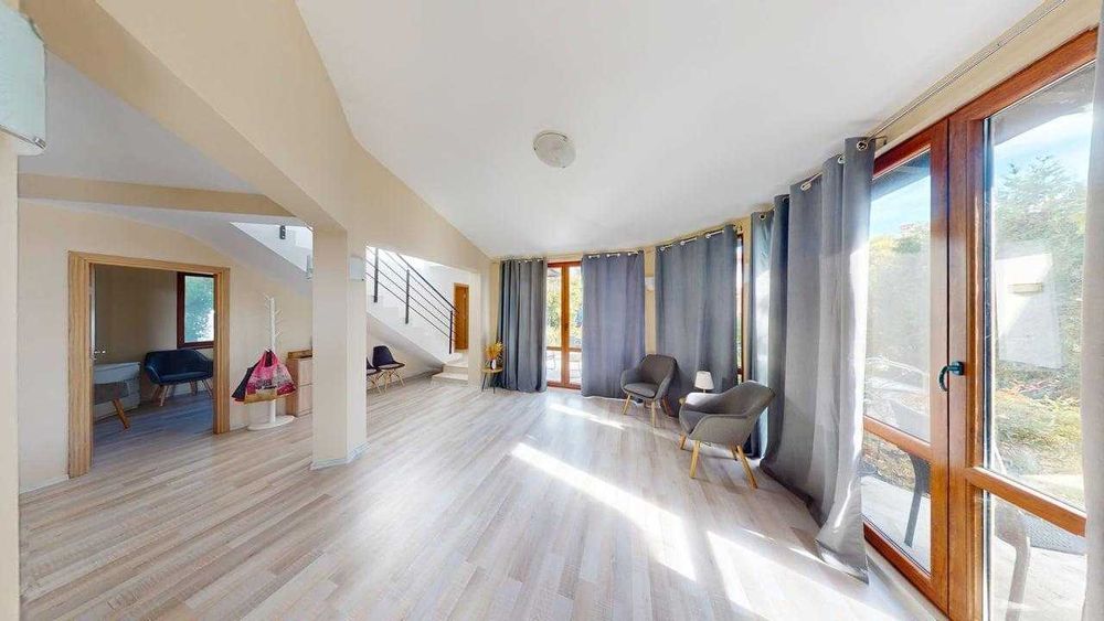 Продава се Къща в Каблешково - 200 кв.м за 1495 €/кв.м - Снимка #1