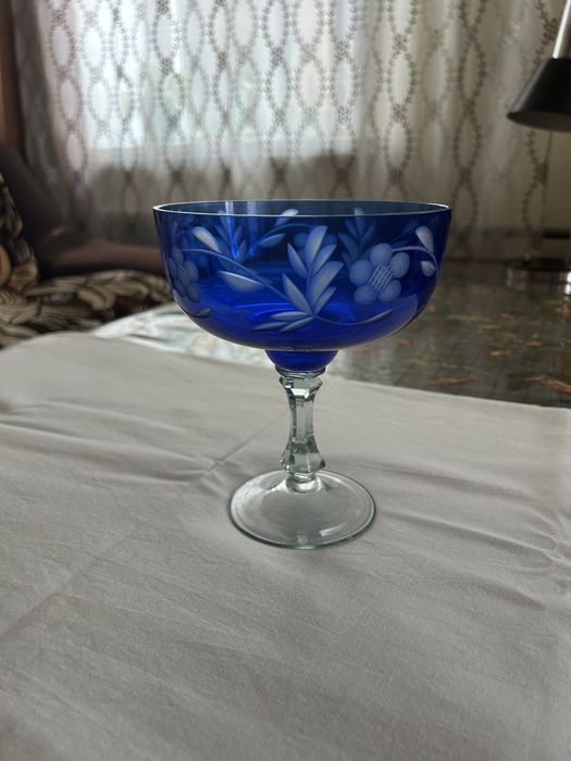 Ваза синяя для конфет