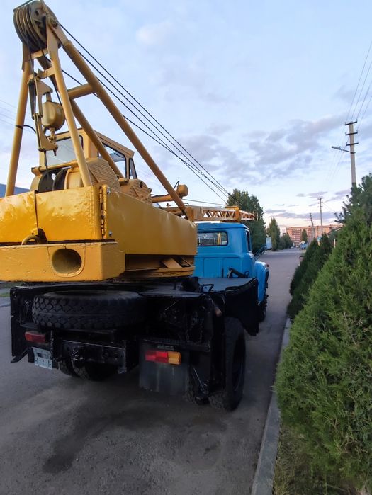 Продам автокран КС-2561