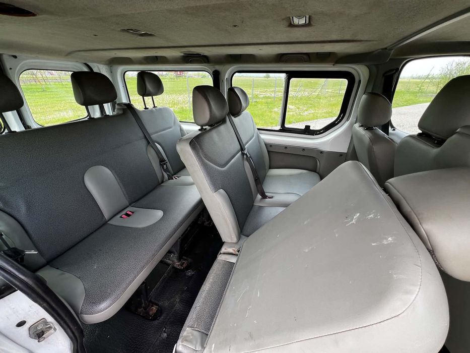 Renault Trafic 8+1 Locuri // Modelul Lung An Fabricatie 12/2005 // Motor 1,9DIESEL !! 220.000 Km