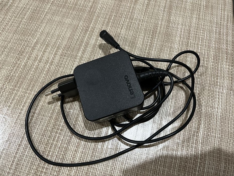 Ноутбук Lenovo V14-IGL