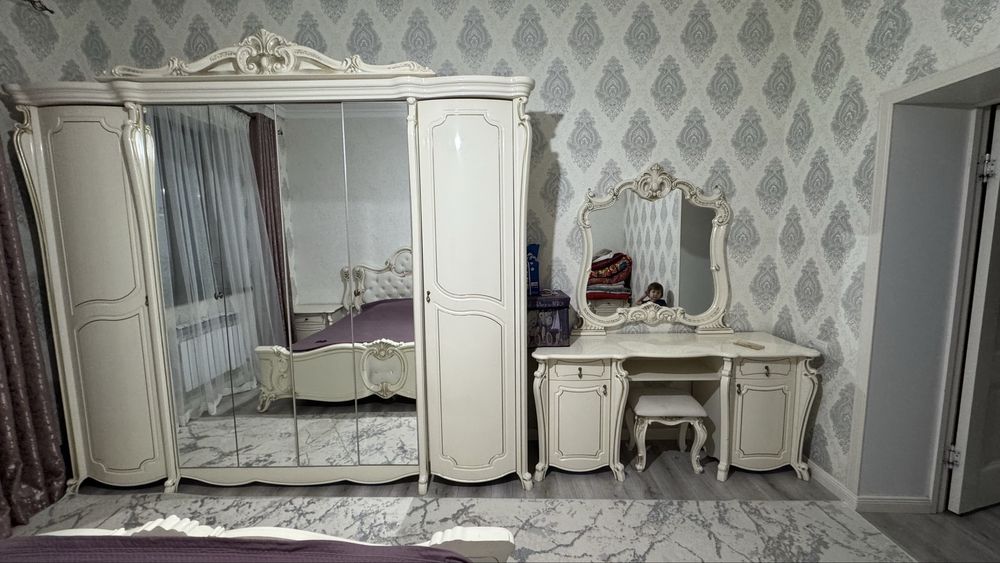 Спальная гарнитура