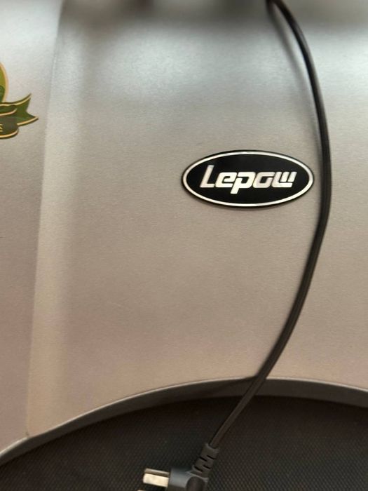 Срочно продам беговую дорожку