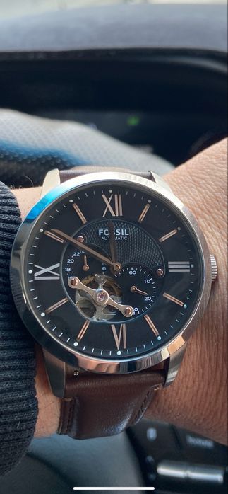 Часы Fossil Group