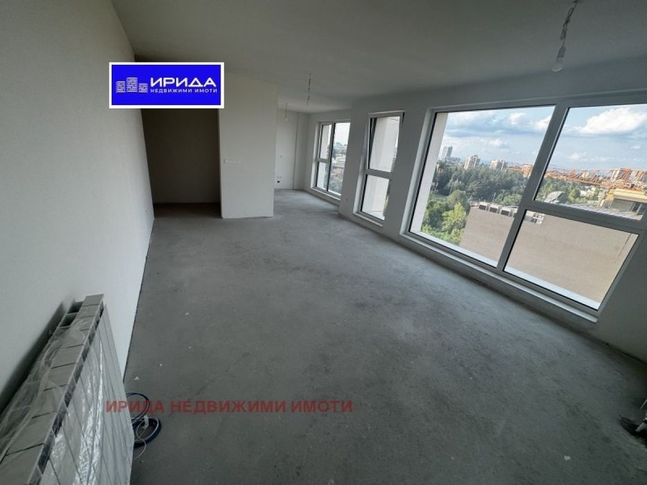 Просторен тристаен апартамент в Кръстова вада с АКТ 16!