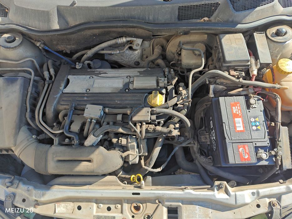Opel astra 2.2 bertone