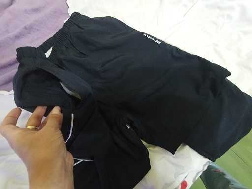 Pantaloni sport Reebok blemarin cu captusala si buzunare  UK, M