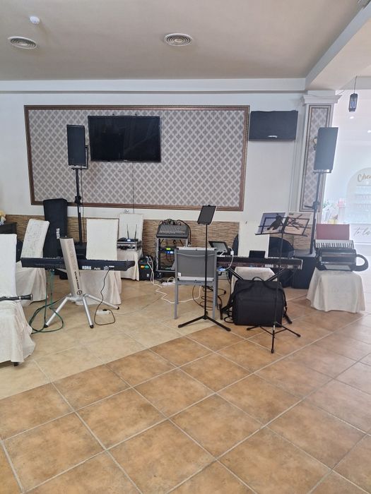 Vând sistem  d&b audiotechnik 4  y-sub și 2 y10p