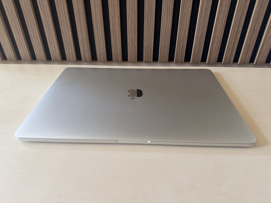 Macbook Pro 2017, 15”
