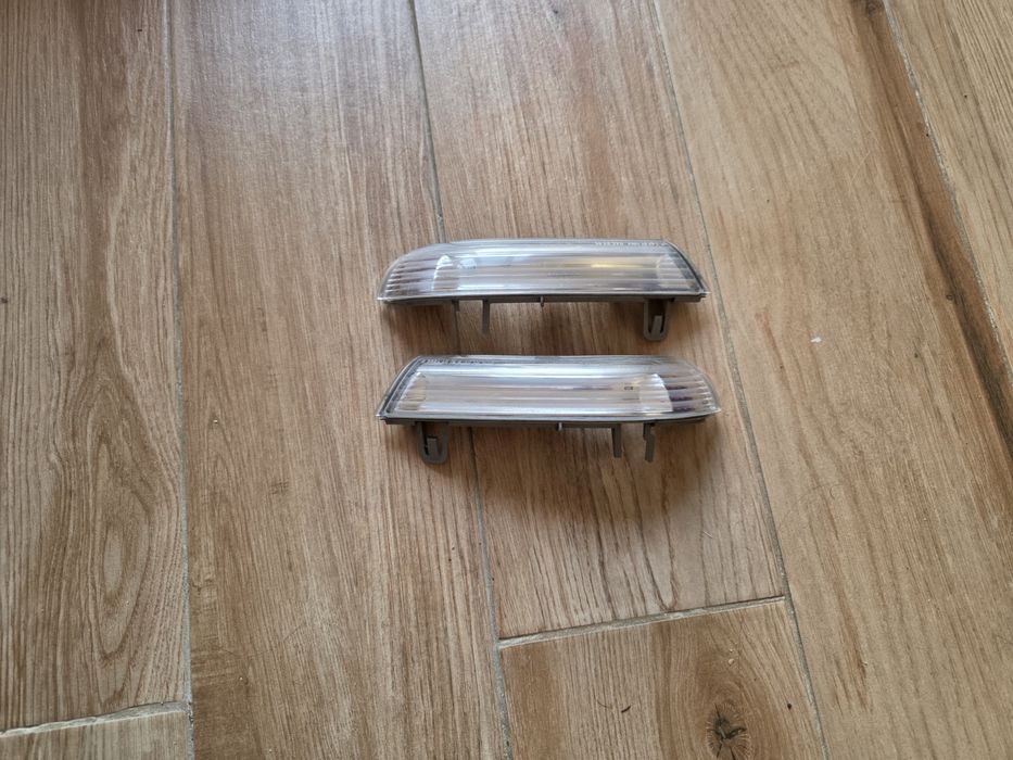 Странични мигачи за VW Passat B5.5 (комплект)