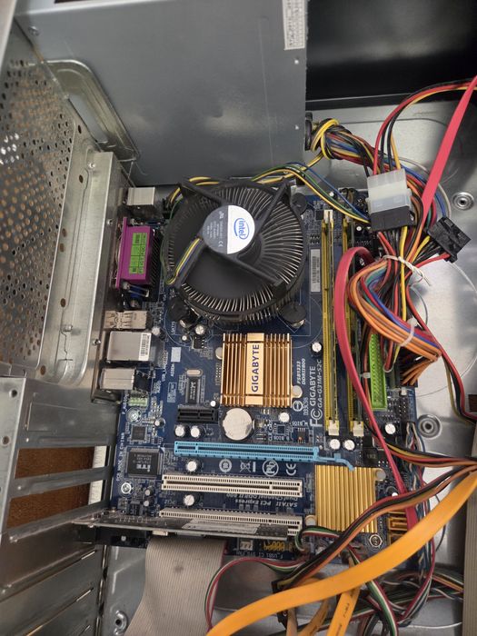 PC calculatoare vechi vintage Intel, Amd ,pt. Sleeper Builder pc