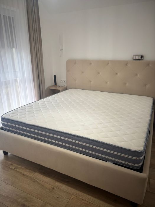 Vand saltea aproape nouă