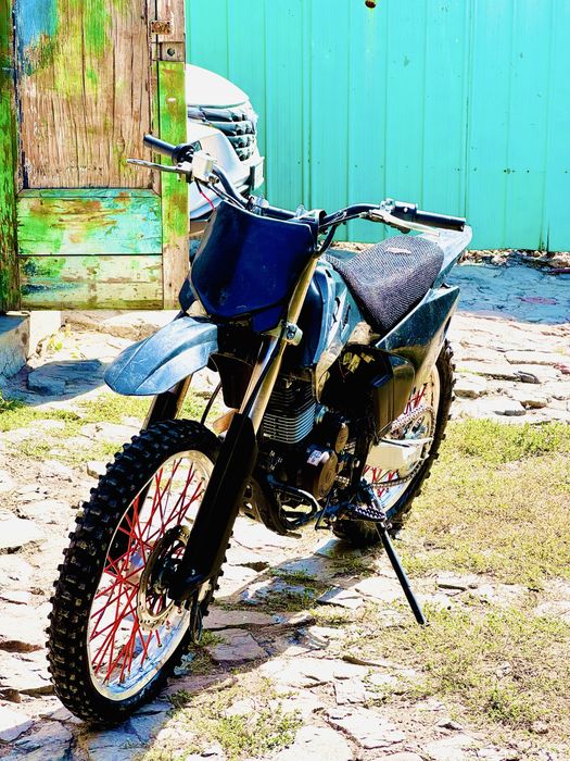 Продам эндуро 06