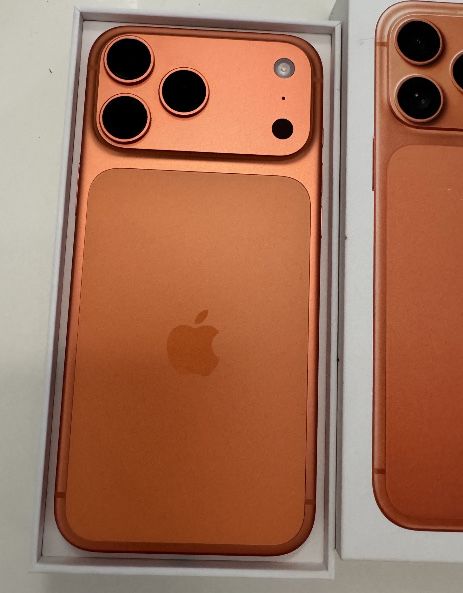 Vand urgent iphone 17 pro max