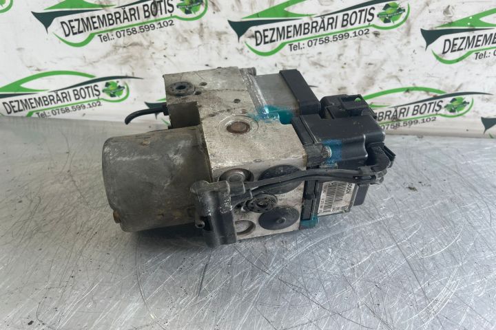 Pompa ABS 8E0 614 111 B Volkswagen VW Passat B5.5 (facelift)